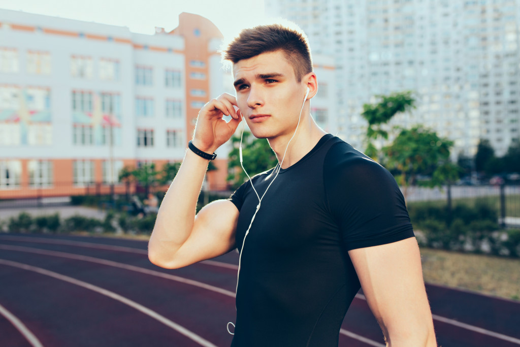 спорт